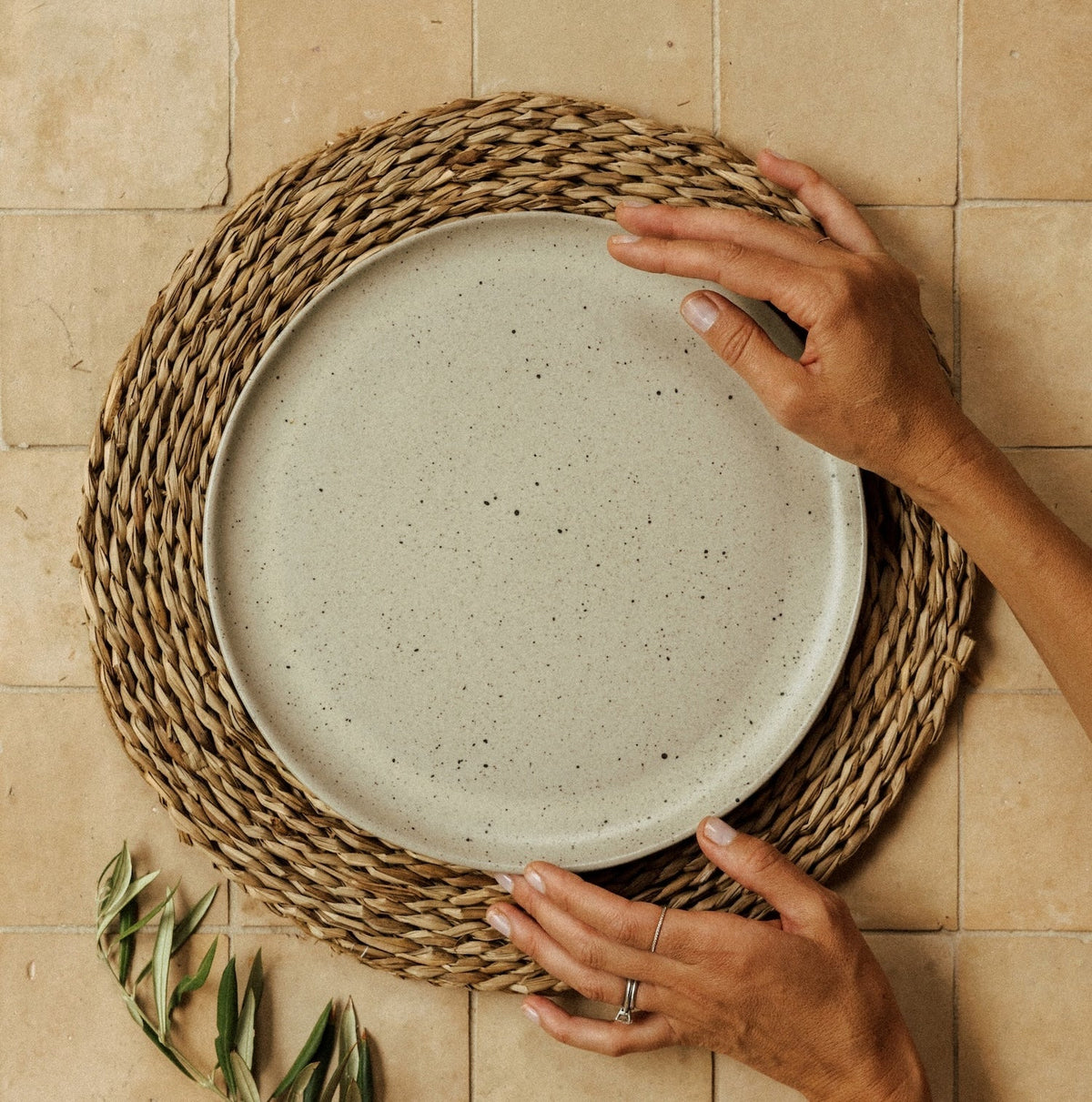 Round Seagrass Placemats, Set of 4, weave texture close up