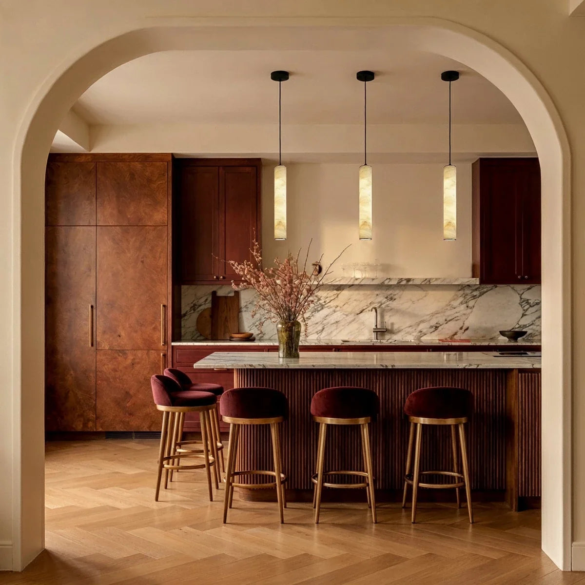 Sten Alabaster Pendant Light, glow and light quality close up