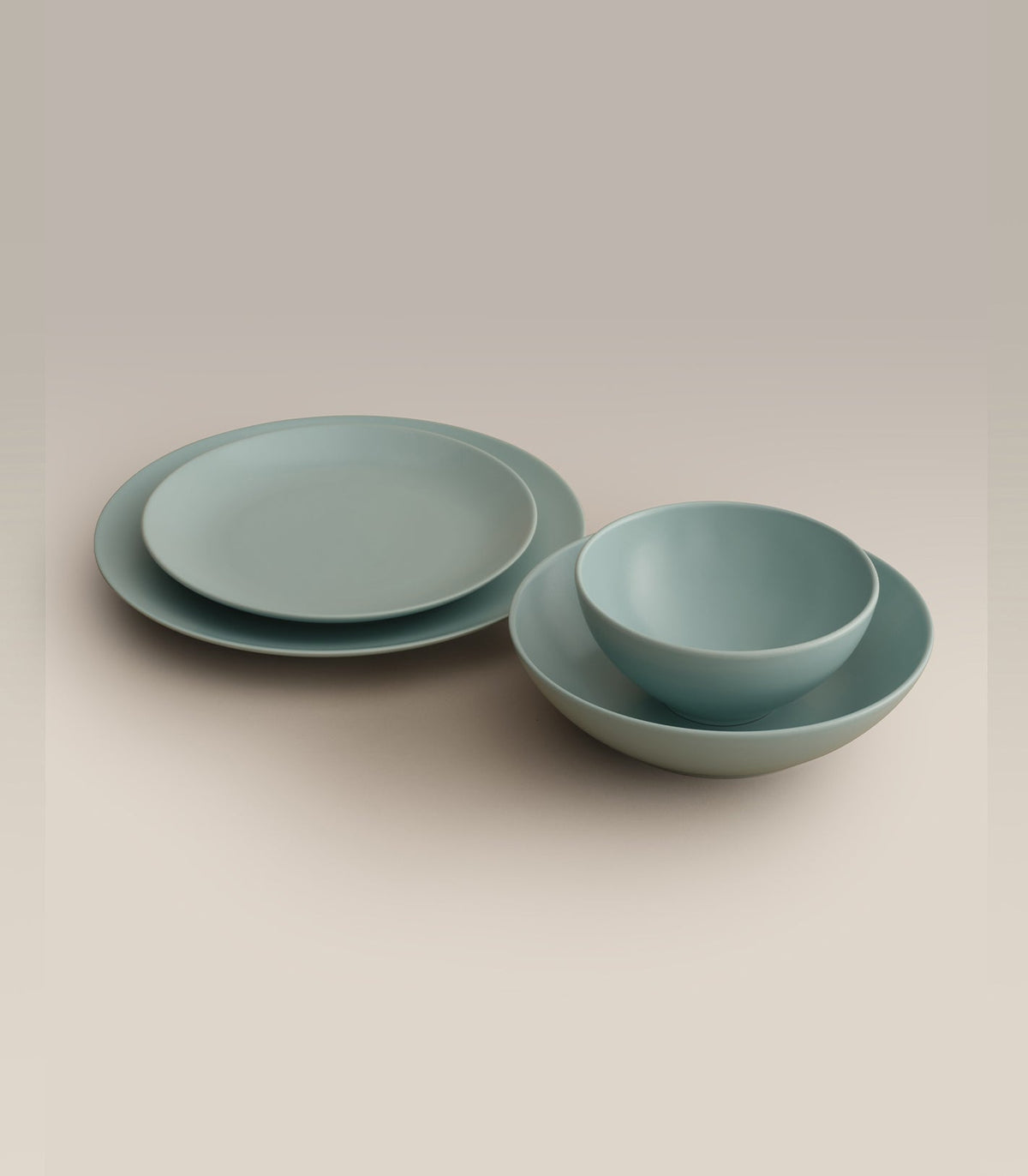 Stoneware Core Set, Blue, second glaze and finish close up