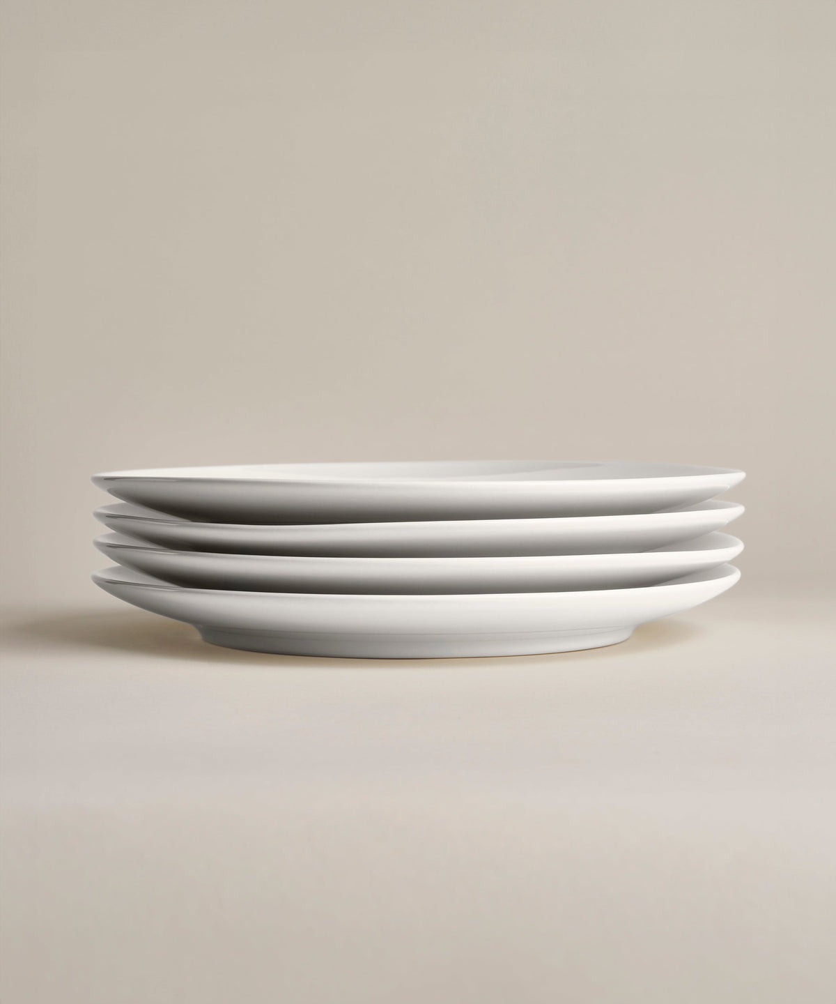 Stoneware Glossy Big Plate Set, Moon, place setting in use