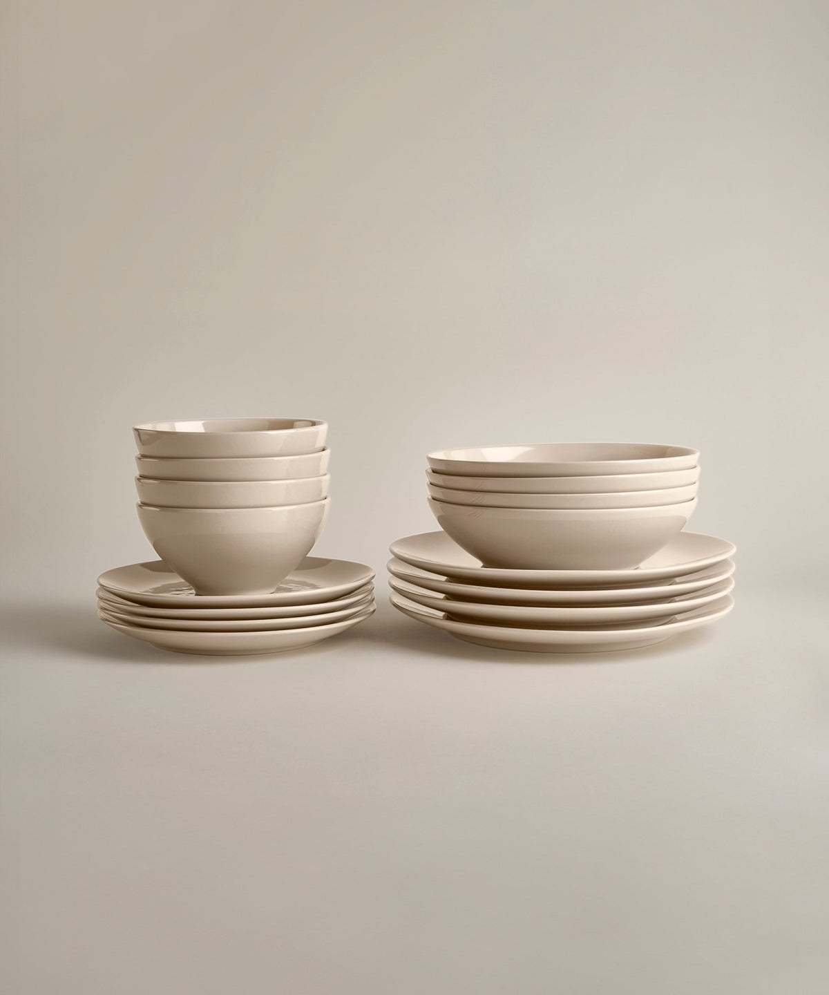 Stoneware Glossy Core Set, Dune, the full set together