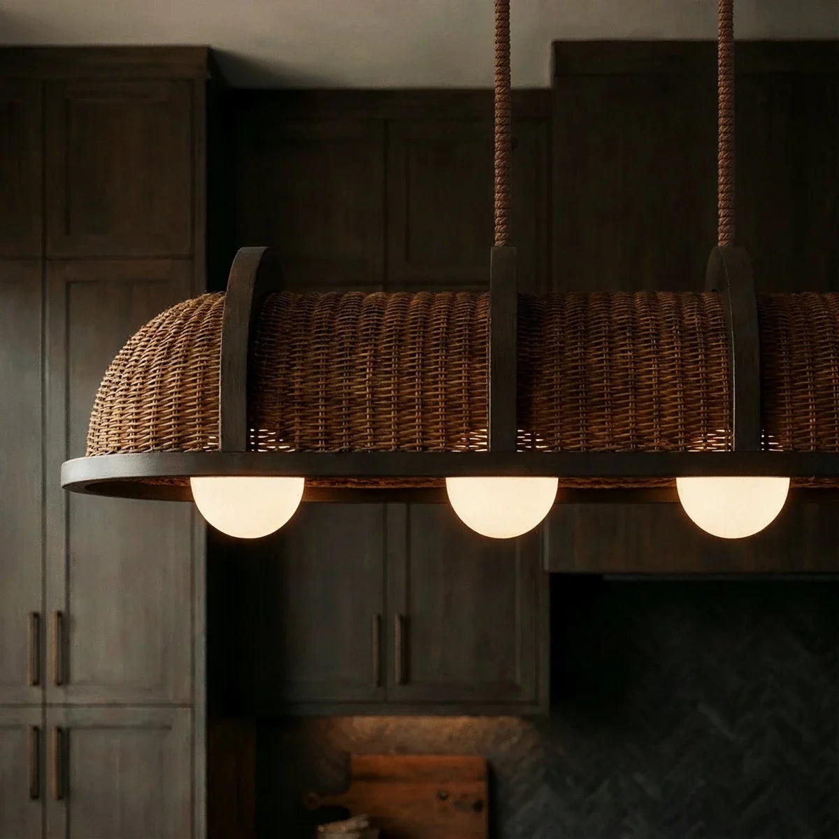 Vetra Metal Pendant Light, glow and light quality close up